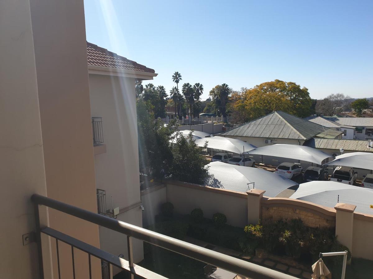 Grosvenor Apartments Pretoria-Noord Exterior foto